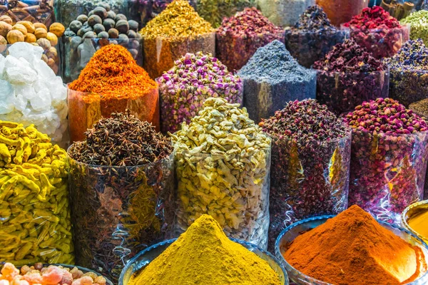 Variedade Especiarias Ervas Baia Mercado Rua Árabe Dubai Spice Souk — Fotografia de Stock