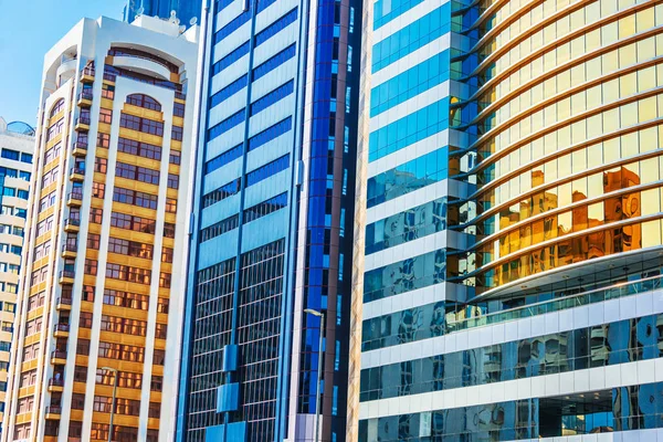 Arquitectura Moderna Del Centro Abu Dhabi Emiratos Árabes Unidos — Foto de Stock