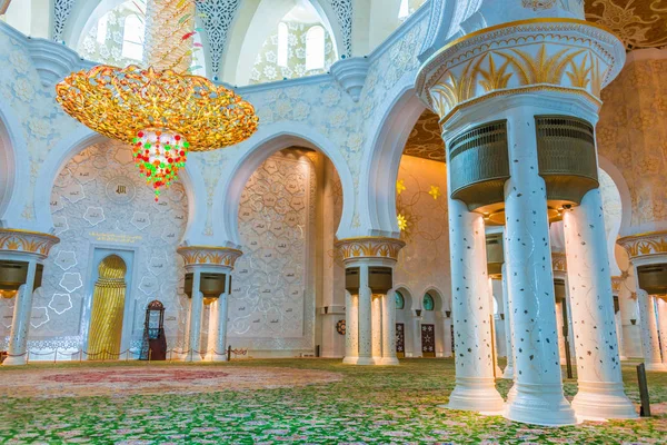 Intérieur Grande Mosquée Cheikh Zayed Abu Dhabi Émirats Arabes Unis — Photo