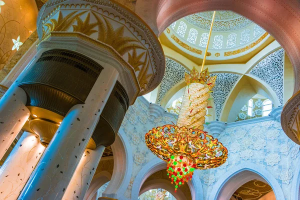 아랍에미리트 다비에 셰이크 자이드 그랜드 모스크 — 스톡 사진