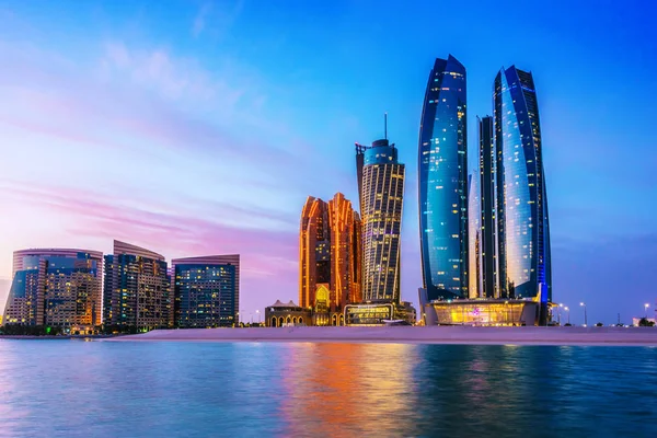 Abu Dhabi Egyesült Arab Emirates Feb 2019 Etihad Towers Abu — Stock Fotó