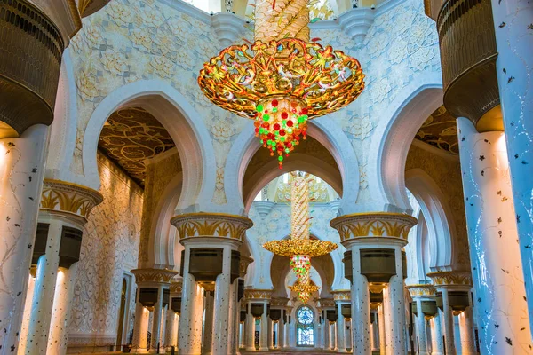 Interior Grande Mesquita Xeque Zayed Abu Dhabi Emirados Árabes Unidos — Fotografia de Stock