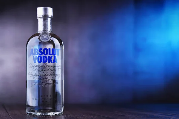 Bouteille de vodka absolue — Photo