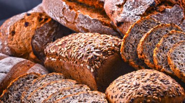 Çeşitli fırın ürünleriyle kompozisyon