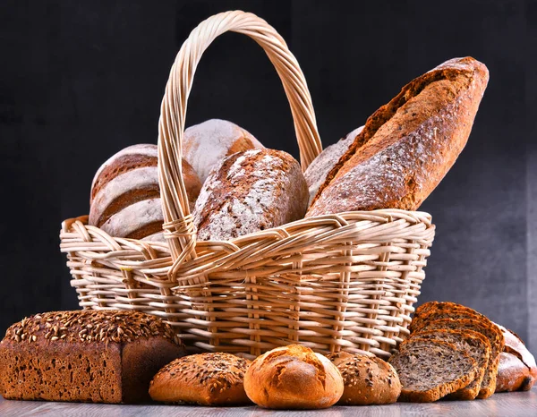 Composição com produtos de padaria variados — Fotografia de Stock