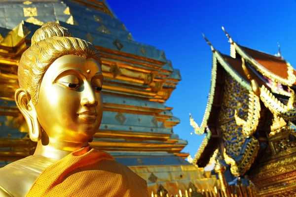 Wat Phra que Doi Suthep templo na província de Chiang Mai, Tailândia — Fotografia de Stock