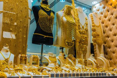 Show window of a jewelry store in Dubai Gold Souk