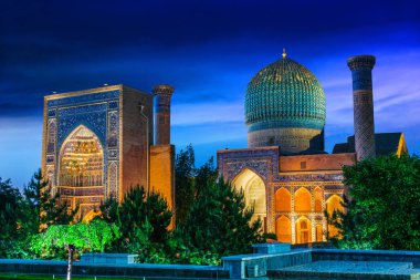 Guri Amir, Semerkant'ta Asya fatihi Timur'un türbesi