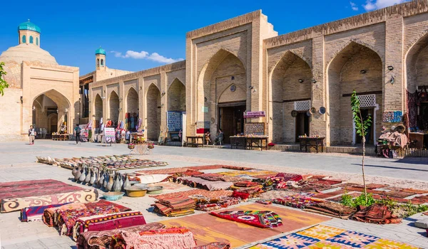 Arkitektur för Bucharas historiska centrum, Uzbekistan — Stockfoto