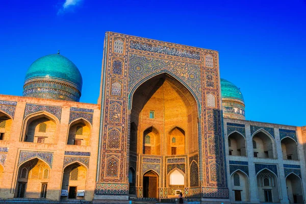 Po-i-Kalan of POI Kalan complex in Bukhara, Oezbekistan — Stockfoto