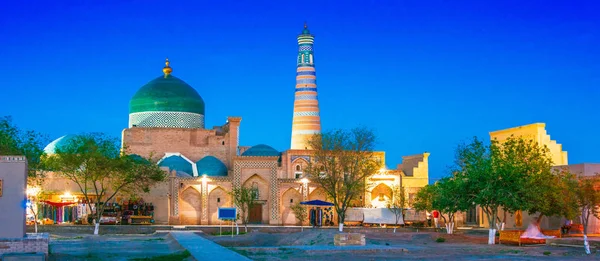 Historisk arkitektur i Khiva, Uzbekistan — Stockfoto