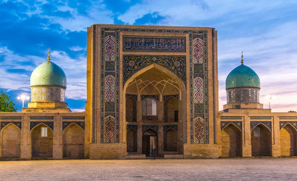 Khast 伊玛目清真寺在塔什干，乌兹别克斯坦 — 图库照片