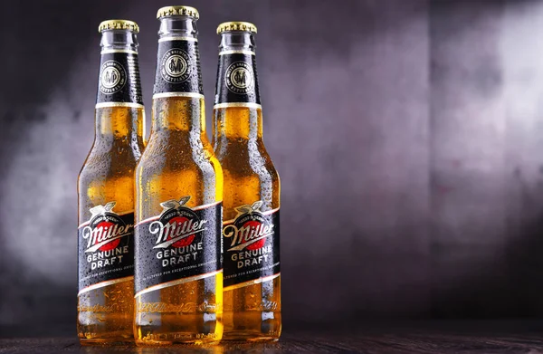 Bottles of Miller Genuine Draft beer — Stock Photo, Image