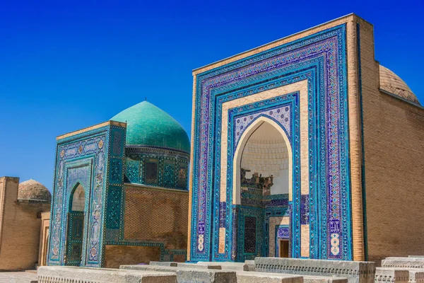 Shah-i-Zinda, una necrópolis en Samarcanda, Uzbekistán —  Fotos de Stock