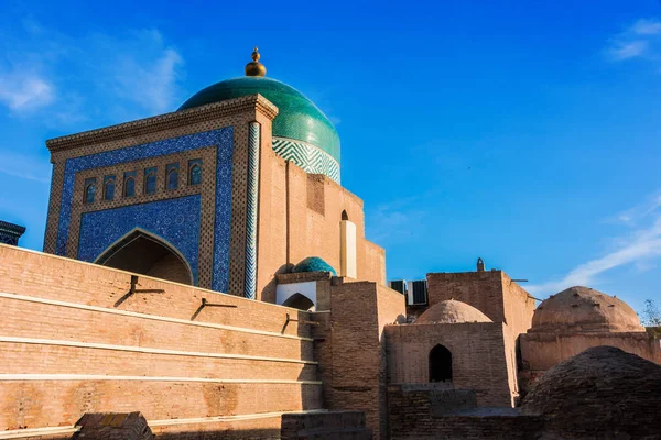 Arquitectura histórica de Khiva, Uzbekistán — Foto de Stock