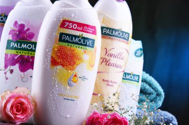 Palmolive kozmetik kapları.