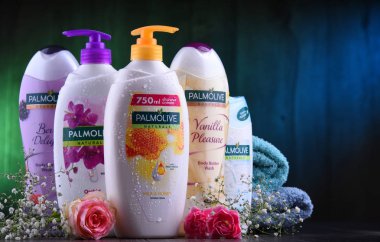 Palmolive kozmetik kapları.
