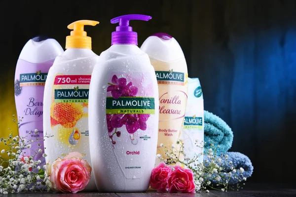 Containers of Palmolive cosmetics. — Stock Photo, Image