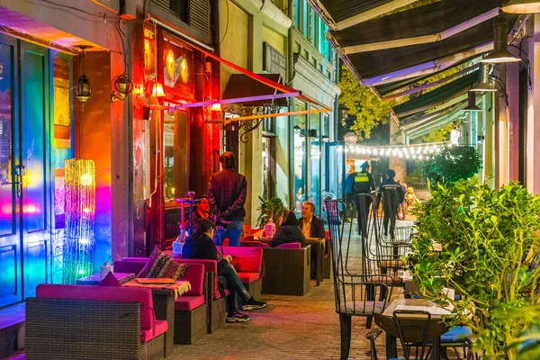 Restauracje w turystycznej części centrum Tbilisi, Gruzja — Zdjęcie stockowe