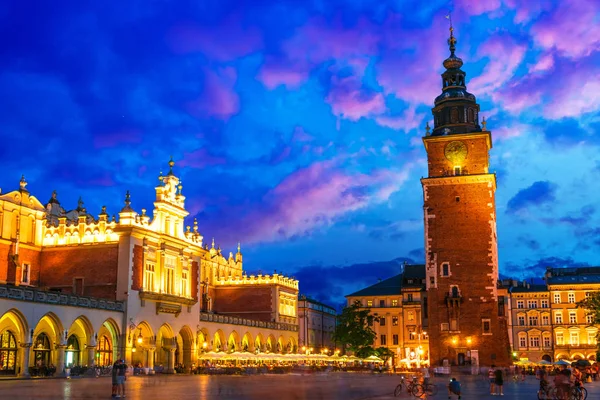 Main Market Square with Town Hall Tower in Krakow, Poland — Stock Photo, Image