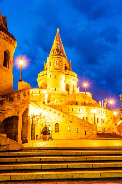 Fisherman's Bastion on the Castle hill in Budapest, Hungary — Stock Photo, Image