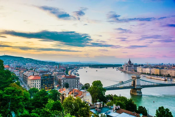 Panoráma Budapestről naplementekor — Stock Fotó