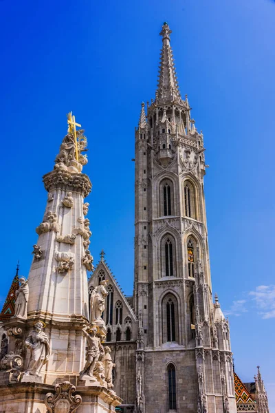 ブダペスト、ハンガリーでは、城の丘のマーチャーシュ教会 — ストック写真