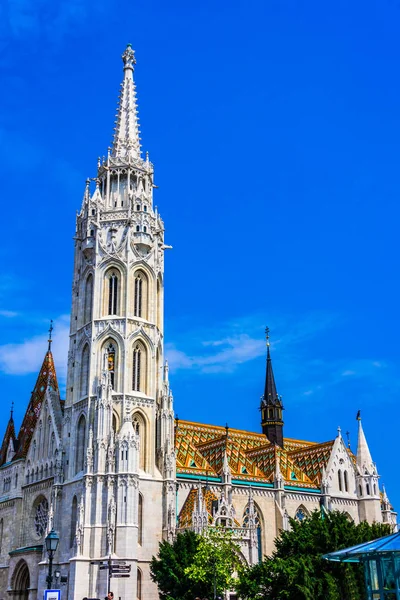 Matyášův kostel na hradní vrch v Budapešti, Maďarsko — Stock fotografie