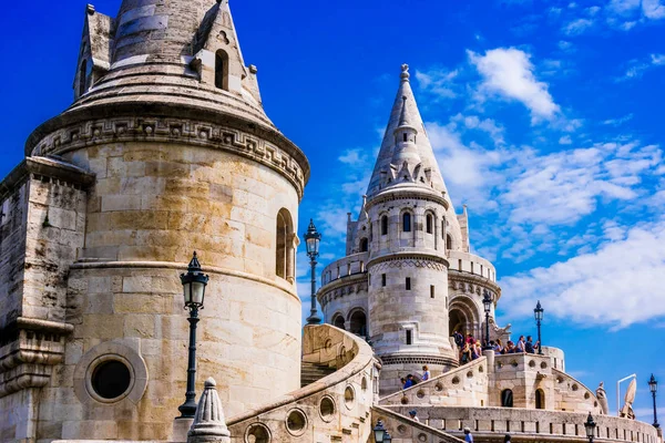 Fisherman's Bastion on the Castle hill in Budapest, Hungary — Stock Photo, Image
