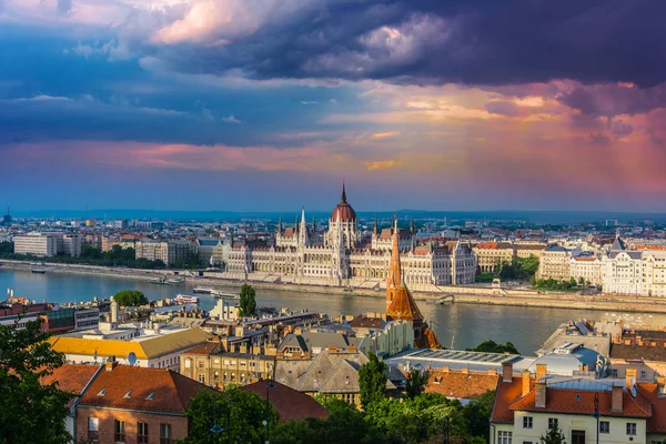 Panoramatický pohled na Budapešť. — Stock fotografie