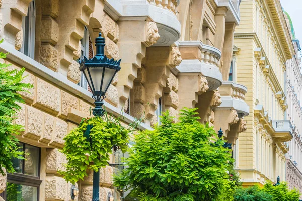 Budapeşte,Macaristan'da Zrinyi utca mimarisi