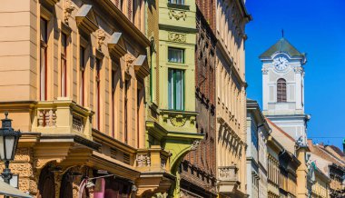 Ünlü Vaci sokak, Budapeşte ana alışveriş caddesi