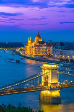 Gece Budapeşte görünüm