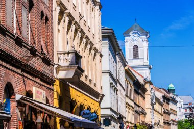 Ünlü Vaci sokak, Budapeşte ana alışveriş caddesi