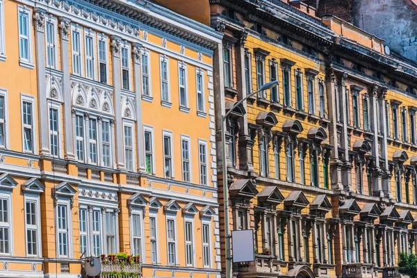 Historic architecture of downtown Budapest, Hungary — Stock Photo, Image