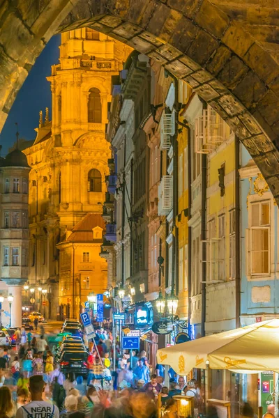 Historische Architektur der Innenstadt von Prag, Tschechische Republik — Stockfoto