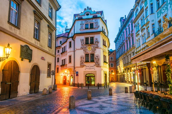 Historyczna architektura centrum Pragi, Czechy — Zdjęcie stockowe