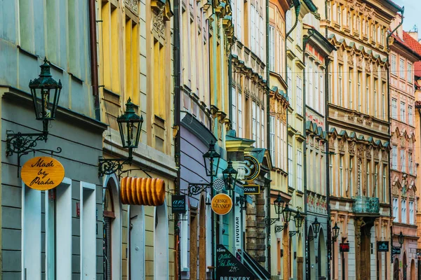 Historic architecture of downtown Prague, Czech Republic — Stock Photo, Image