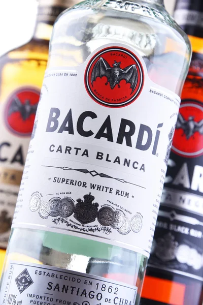 Bottiglie di rum Bacardi — Foto Stock