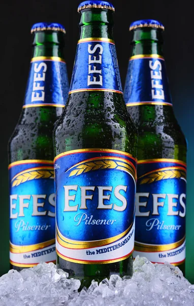 Три бутылки Efes Pilsener — стоковое фото