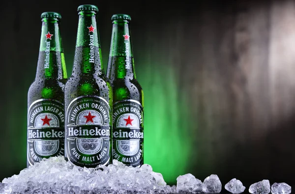 Drie flessen Heineken bier — Stockfoto