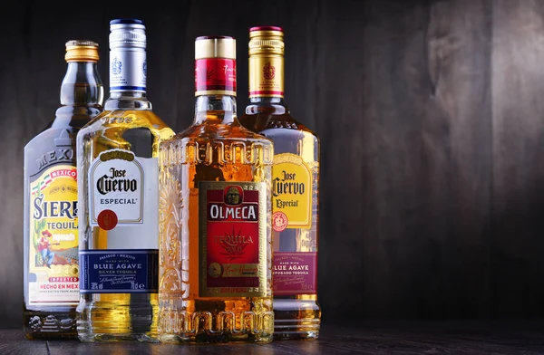 Botellas de marcas mundiales de tequila más vendidas — Foto de Stock