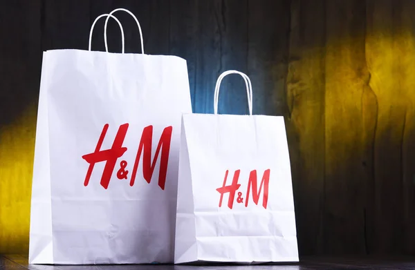 H y M bolsas de papel de compras — Foto de Stock