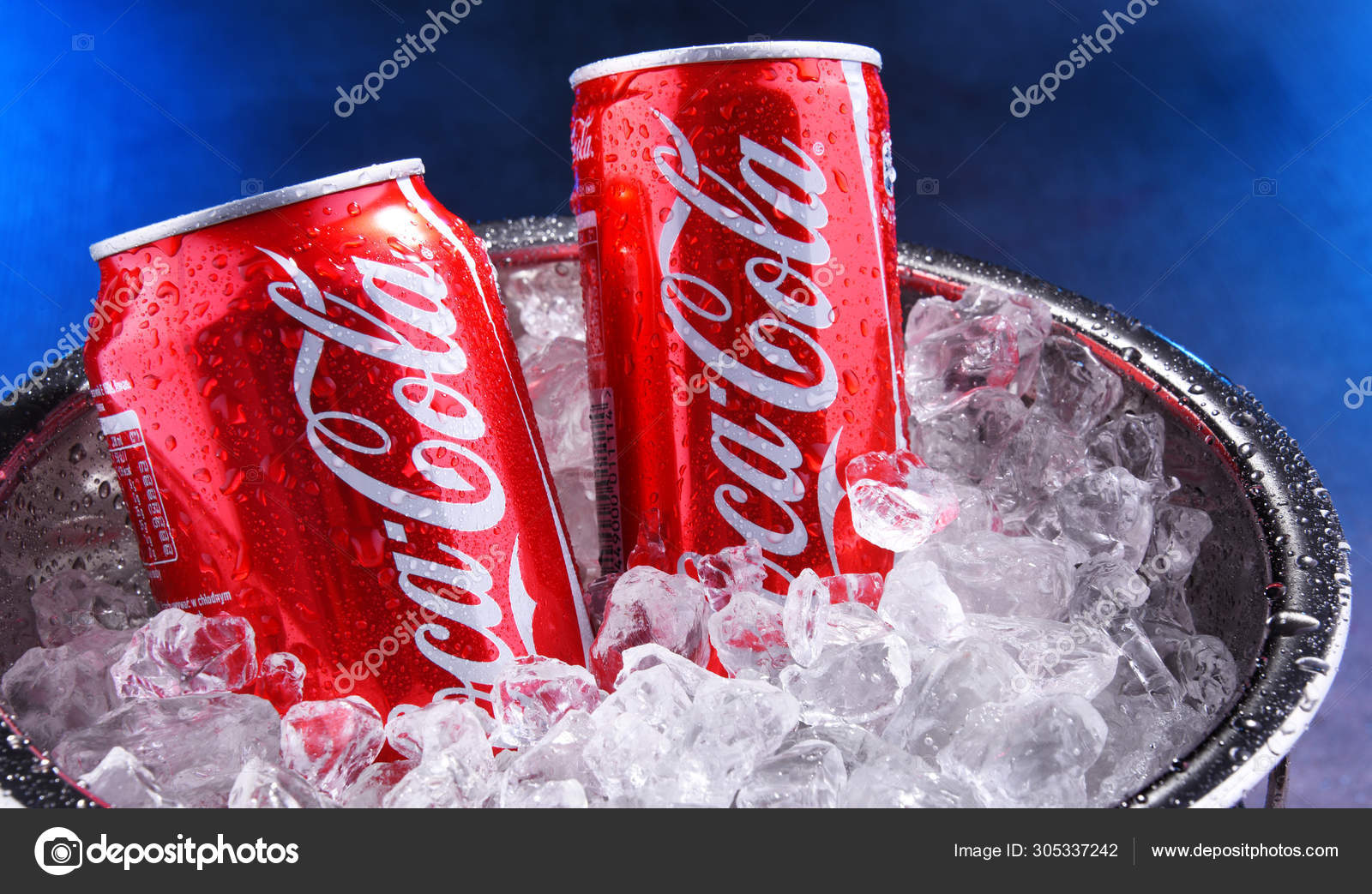 Кока кола со льдом. Напиток кока кола. Кока кола. Кока кола со льдом. Холодная кока кола со льдом.