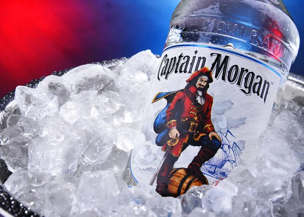 Bottle of Captain Morgan Rum in bucket with crushed ice — Stock Photo, Image