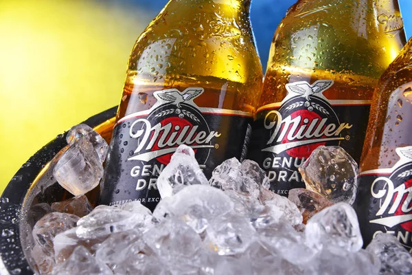 Bottles of Miller Genuine Draft beer — Stock Photo, Image