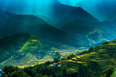 Vietnam 'ın Lao Cai eyaletindeki Sapa Vadisi manzarası