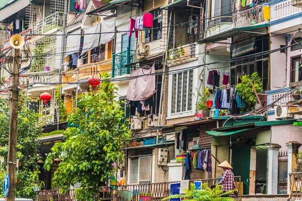 Widok na ulicę Hanoi Train Street, Wietnam — Zdjęcie stockowe