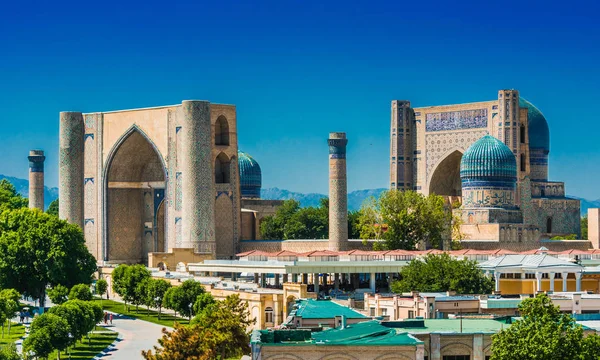 Bibi-Khanym Meczet w mieście Samarkanda, Uzbekistan — Zdjęcie stockowe