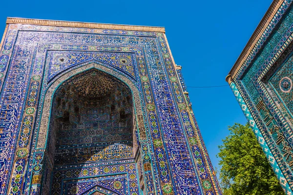 Shah-i-Zinda, een necropolis in Samarkand, Oezbekistan — Stockfoto